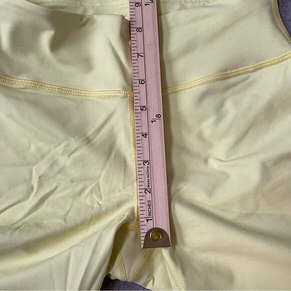 ✨ NWT Outdoor Voices Move Free 6” Shorts Gecko Sz Small - Picture 15 of 16